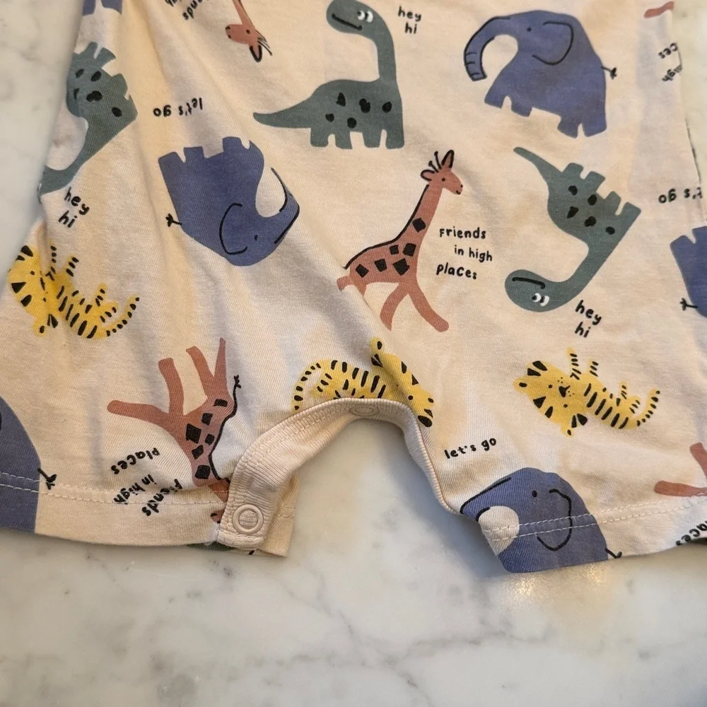 Safari Animal Baby Romper Neutral One Piece 6-9M Giraffe Elephant Dino